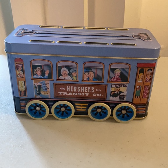 HersheyTransit Co tin bus canister from 2000 with wheels - Picture 3 of 7